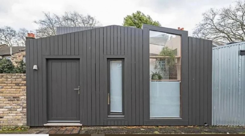  Tiny one bed home in London that looks like a shed but is on sale for above 4 crore rupees